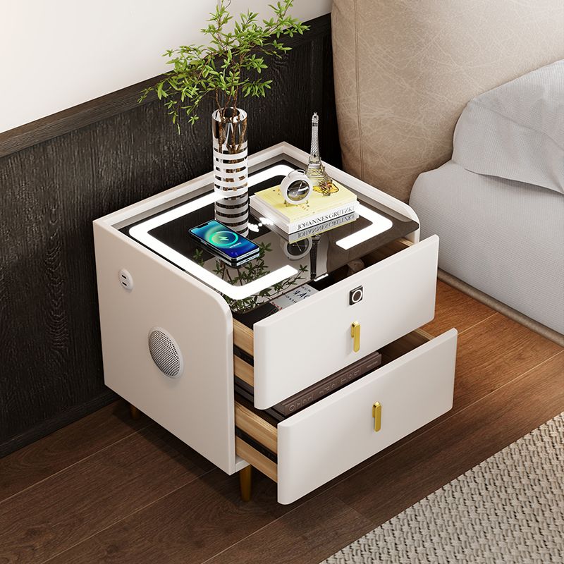 Smart Bedroom Nightstand Furni - Home Security Of America recensione e prezzo